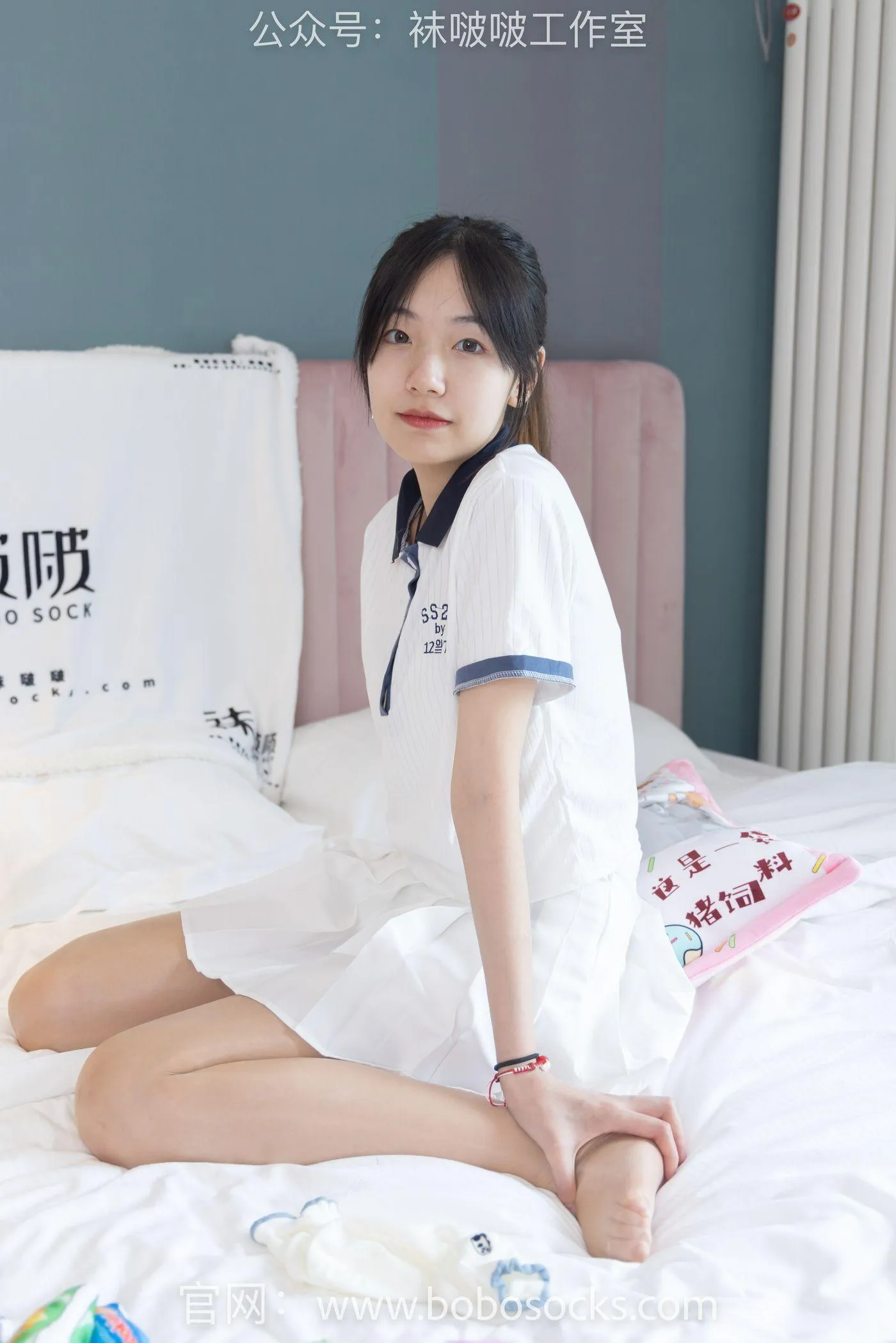 [BoBoSocks袜啵啵]NO.096 小甜豆-板鞋、白棉袜、油亮肉丝 [145P]插图